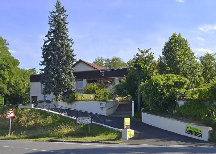 Logis Hotel Le Prieure